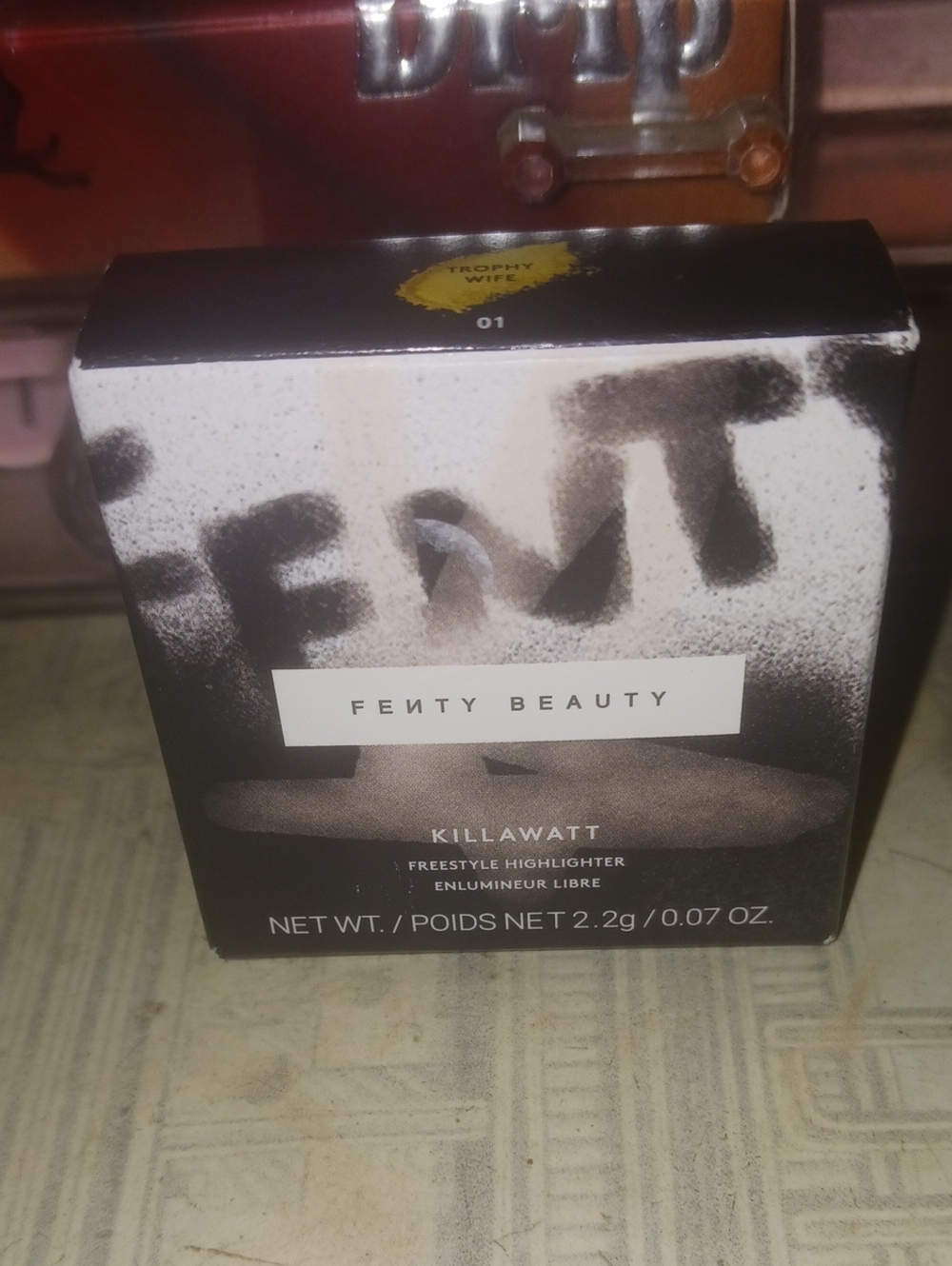 Fenty Beauty Killawatt Freestyle Highlighter - Trophy Wife (Golden)